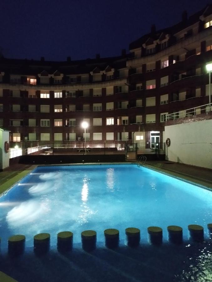 Castro Urdiales Precioso Con Piscina Apartment Exterior photo